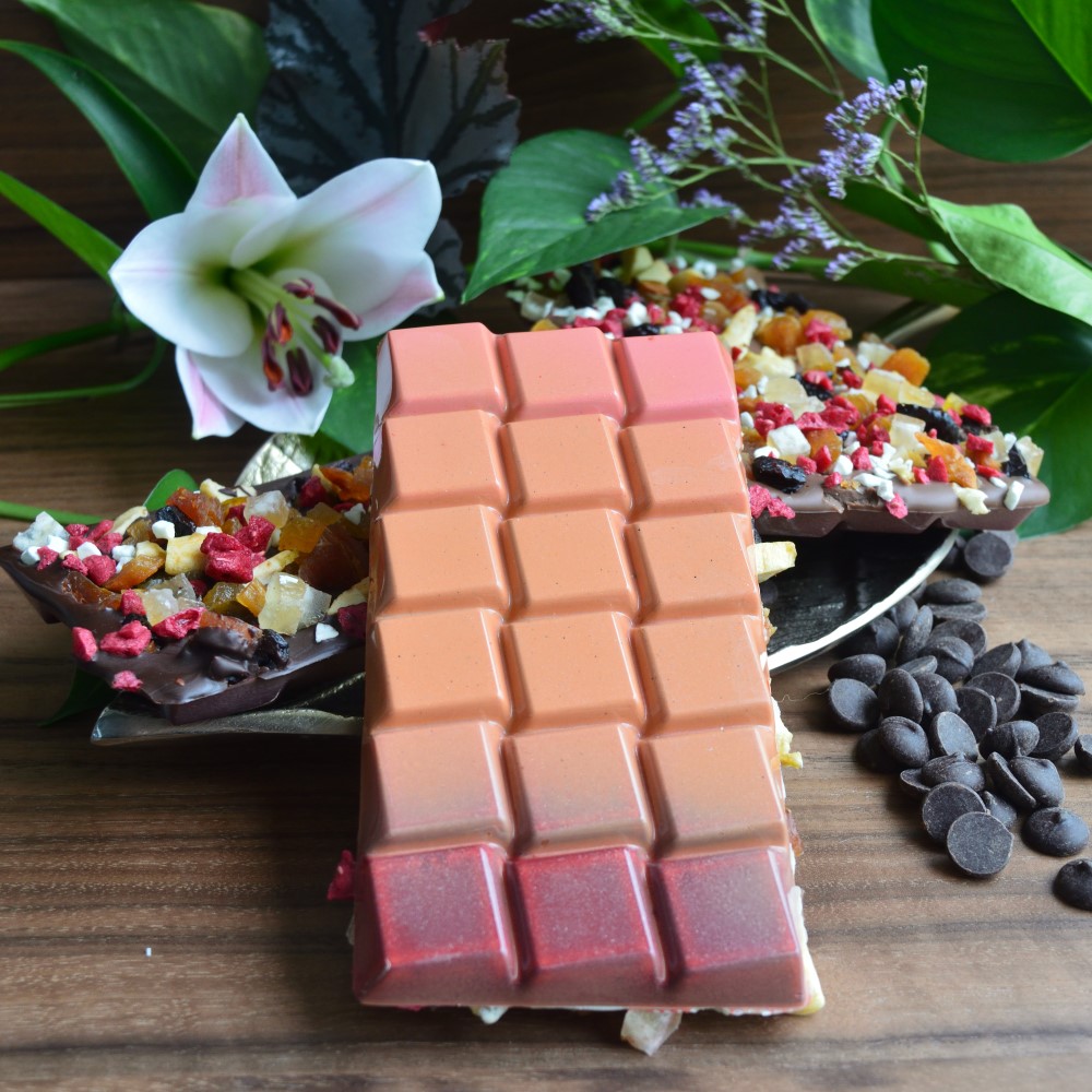 Chocoladerepen Vegan Met Gedroogd Fruit Made Chocolaterie